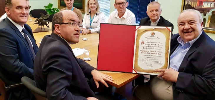 Prefeito recebe comitiva dos padres Oblatos de São José