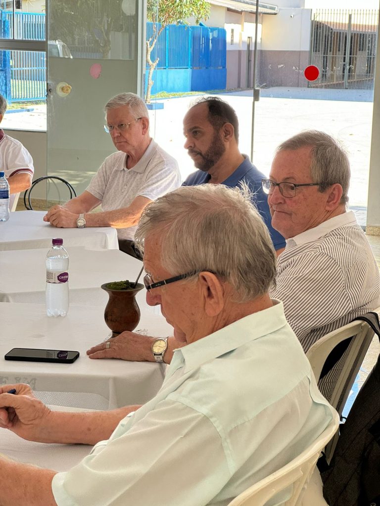Padres Oblatos no encontro nacional de reitores dos Santuários da província.